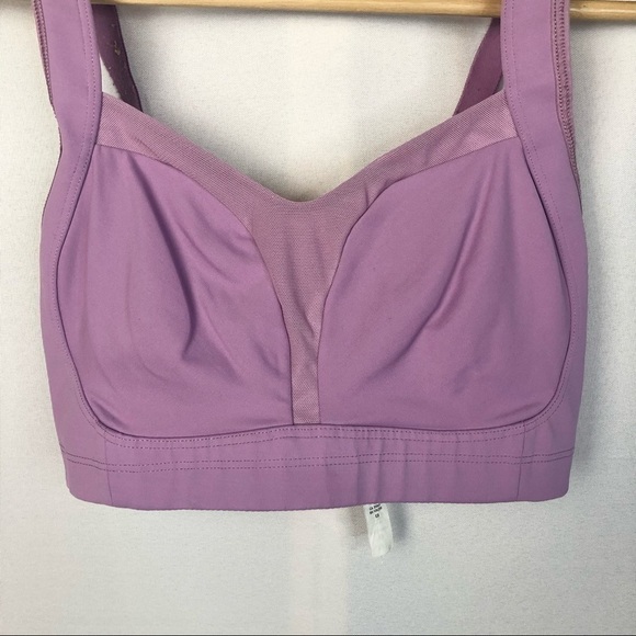 Lululemon Light Purple TaTa Tamer Clasp Back Sports Bra 32B - Picture 3 of 5